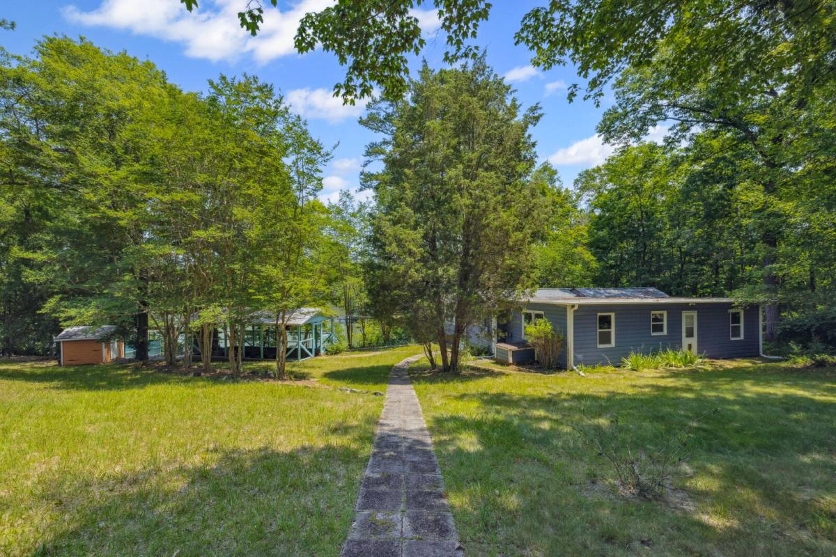 House for rent at 4116 Tuffy Lane, Charlotte, NC 28278