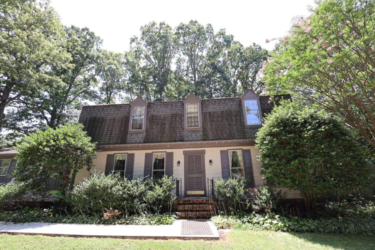 House for rent at 1735 Robindale Rd, Richmond, VA 23235
