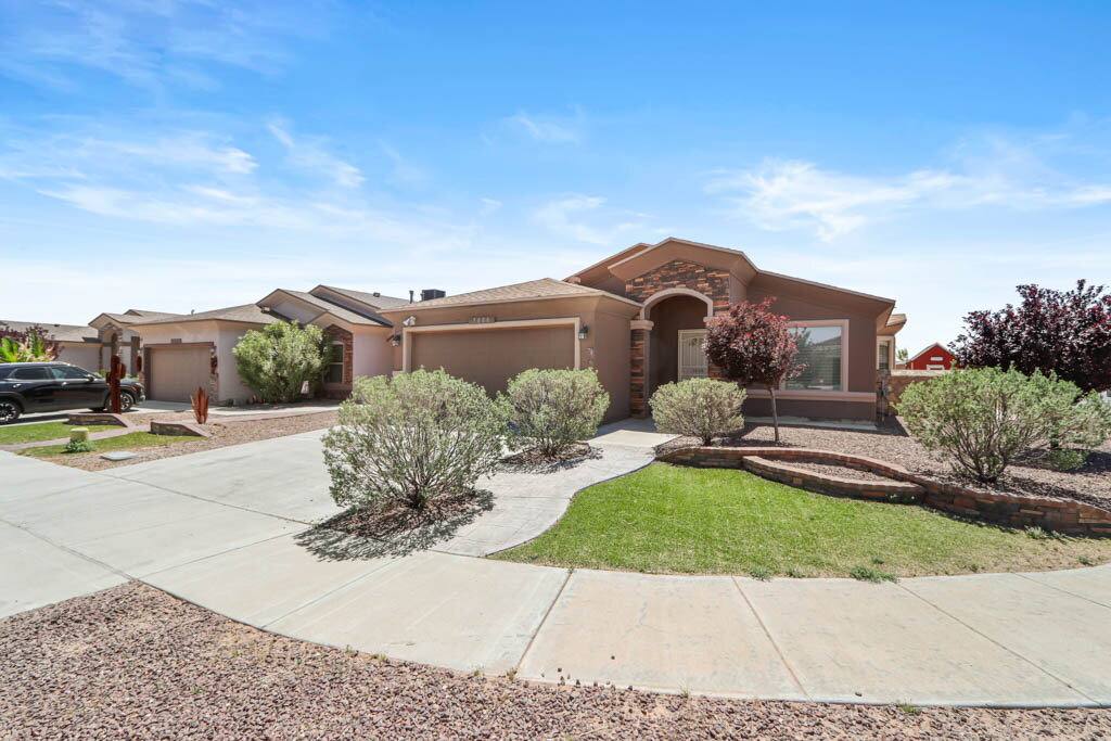House for rent at 7000 Long Meadow Dr, El Paso, TX 79934
