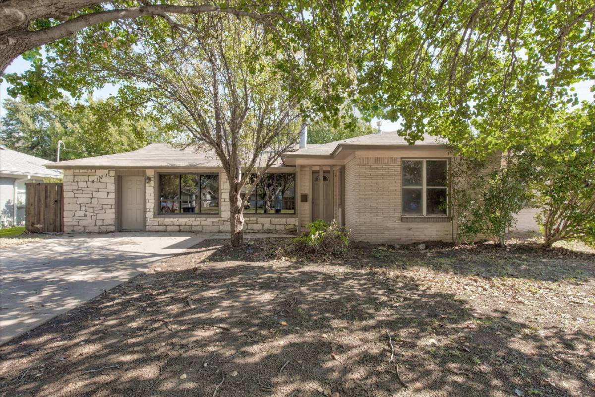 House for rent at 4171 Carolyn Rd, Fort Worth, TX 76109