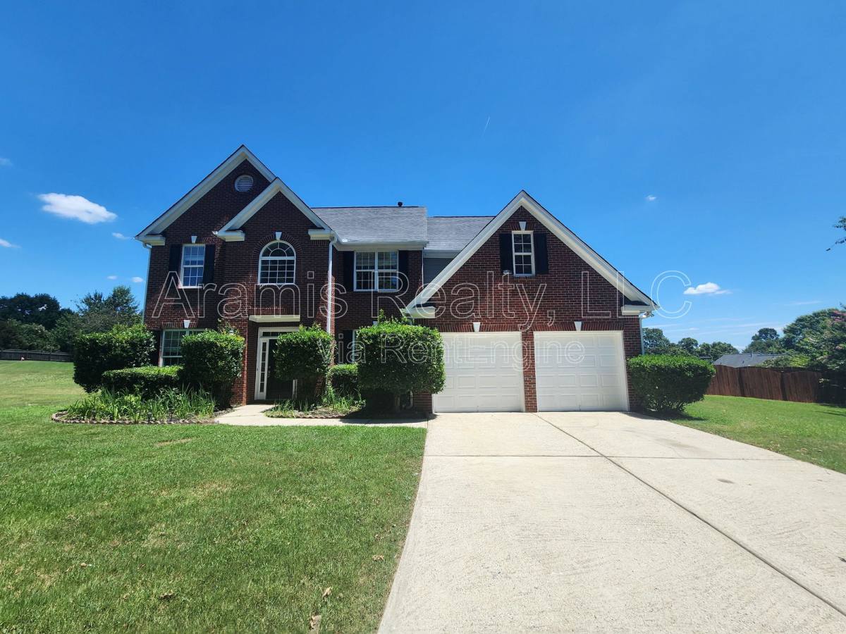 House for rent at 1110 Cruce Lake Court, Hoschton, GA 30548
