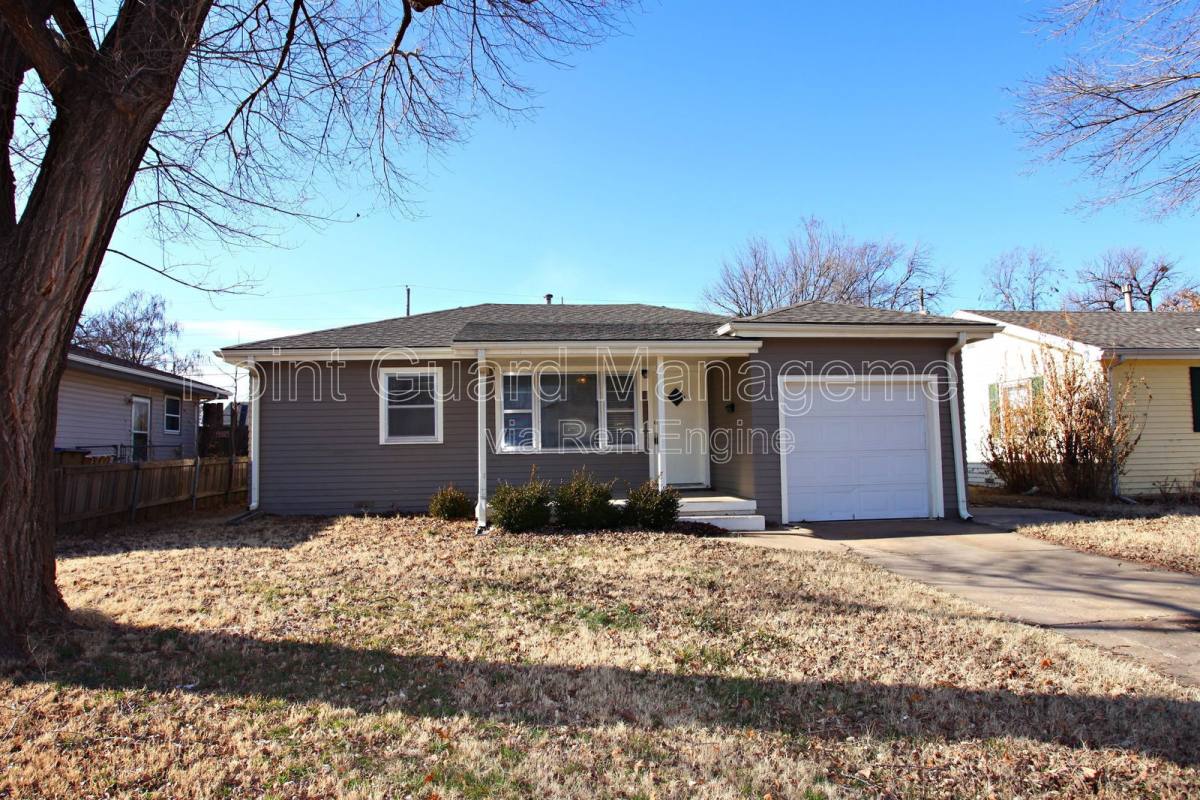 2227 S Walnut St, Wichita, KS 67213