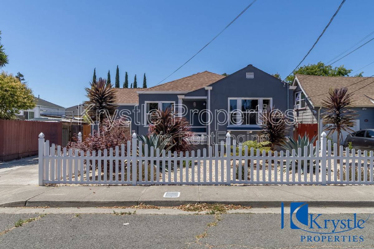 House for rent at 2139 El Dorado St, Vallejo, CA 94590