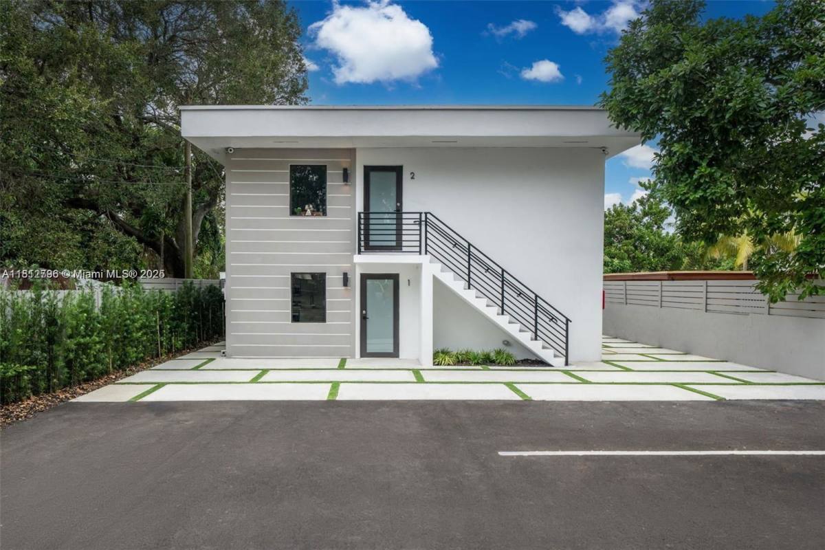 Apartment for rent at 37 NW 59th St #4, Miami, FL 33127