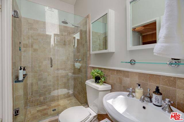 House for rent at 1554 N Stanley Ave, Los Angeles, CA 90046