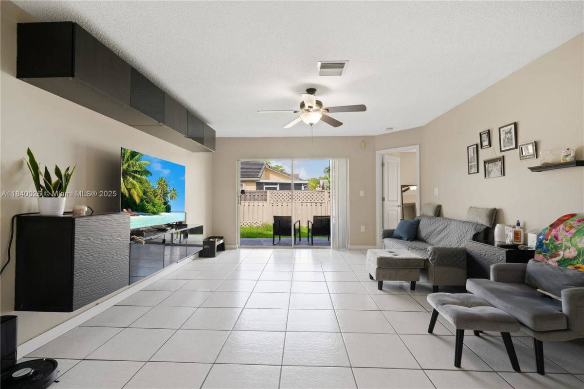 Townhouse for rent at 14606 SW 122nd Place, Miami, FL 33186