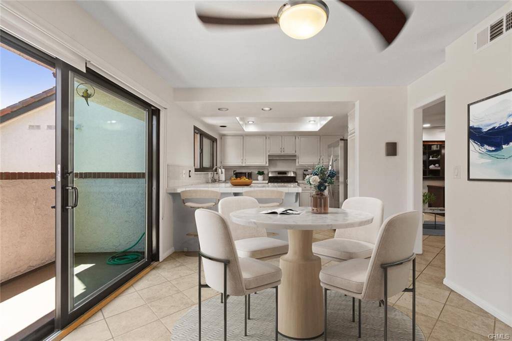 Townhouse for rent at 15 Coronado Court, Manhattan Beach, CA 90266