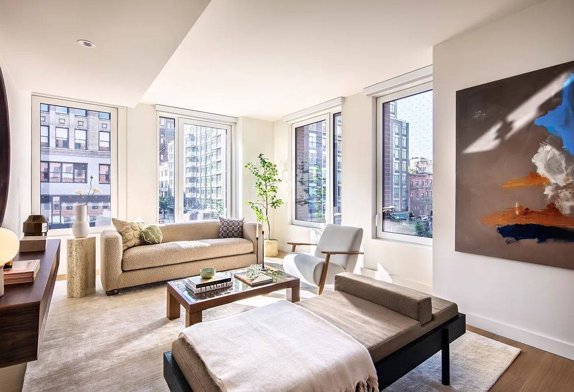 House for rent at 335 8th Ave #317, New York, NY 10001