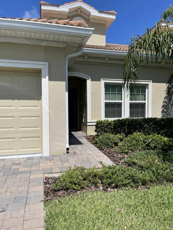 House for rent at 1058 Quaker Ridge Lane, Davenport, FL 33896