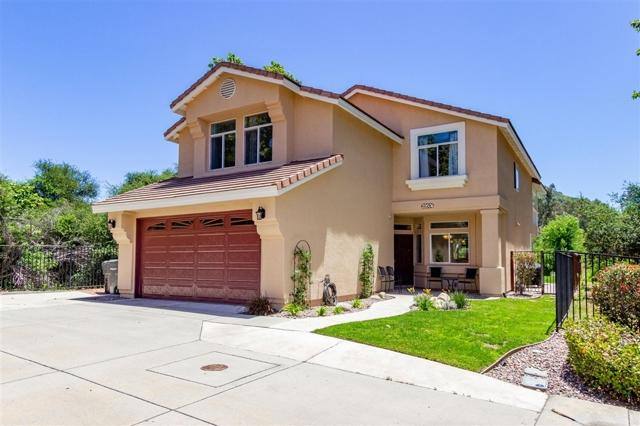 House for rent at 29504 Platanus Dr, Escondido, CA 92026