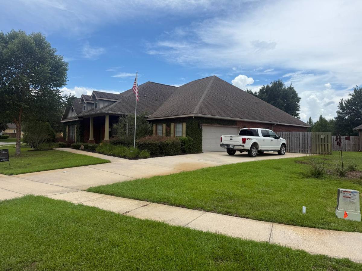 House for rent at 305 Mango Lane, Freeport, FL 32439