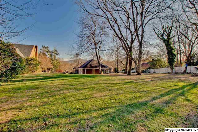 House for rent at 4818 SE Cove Creek Dr, Brownsboro, AL 35741