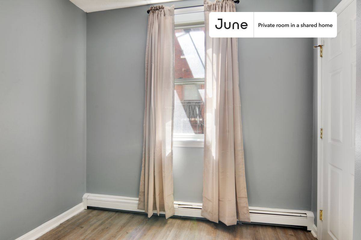 Apartment for rent at 36 N Bennet St, Boston, MA 02113