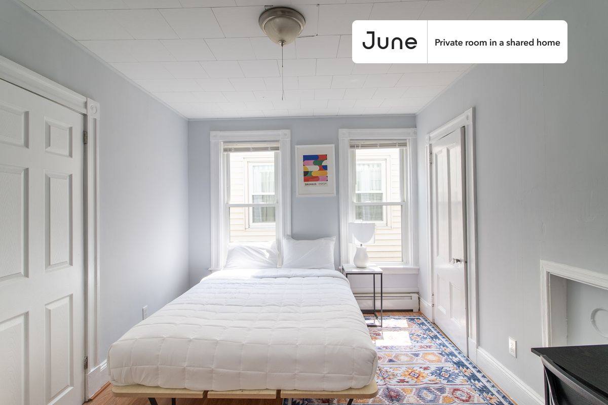 Apartment for rent at 6 7th St, Cambridge, MA 02141
