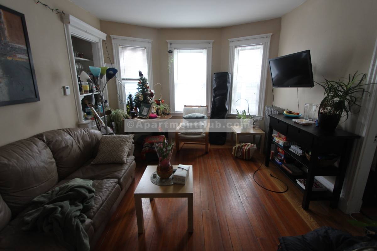 Apartment for rent at 10 Cambridge Terrace #U3, Cambridge, MA 02140