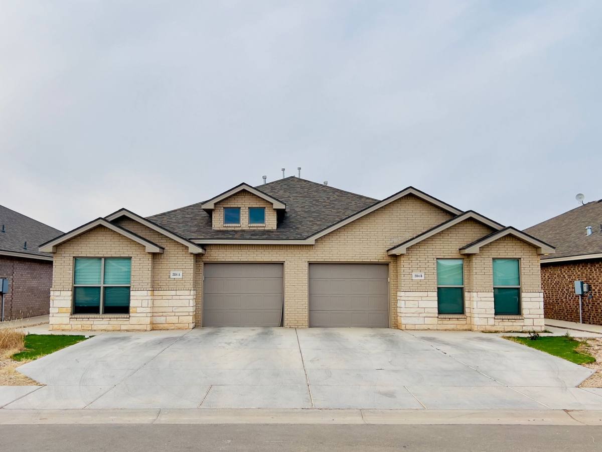 Townhouse for rent at 2114 Langford Ave, Lubbock, TX 79407