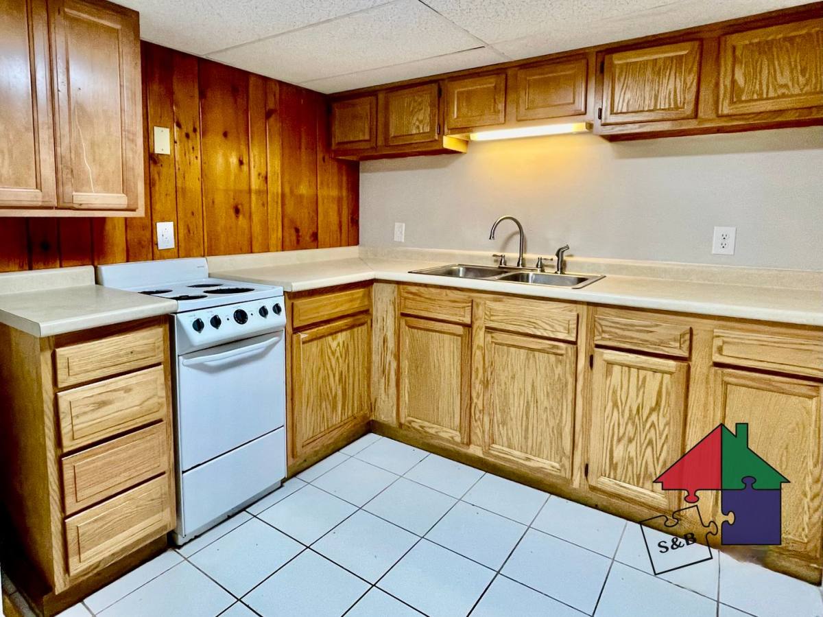 Apartment for rent at 181-185 Washington St, Barre, VT 05641