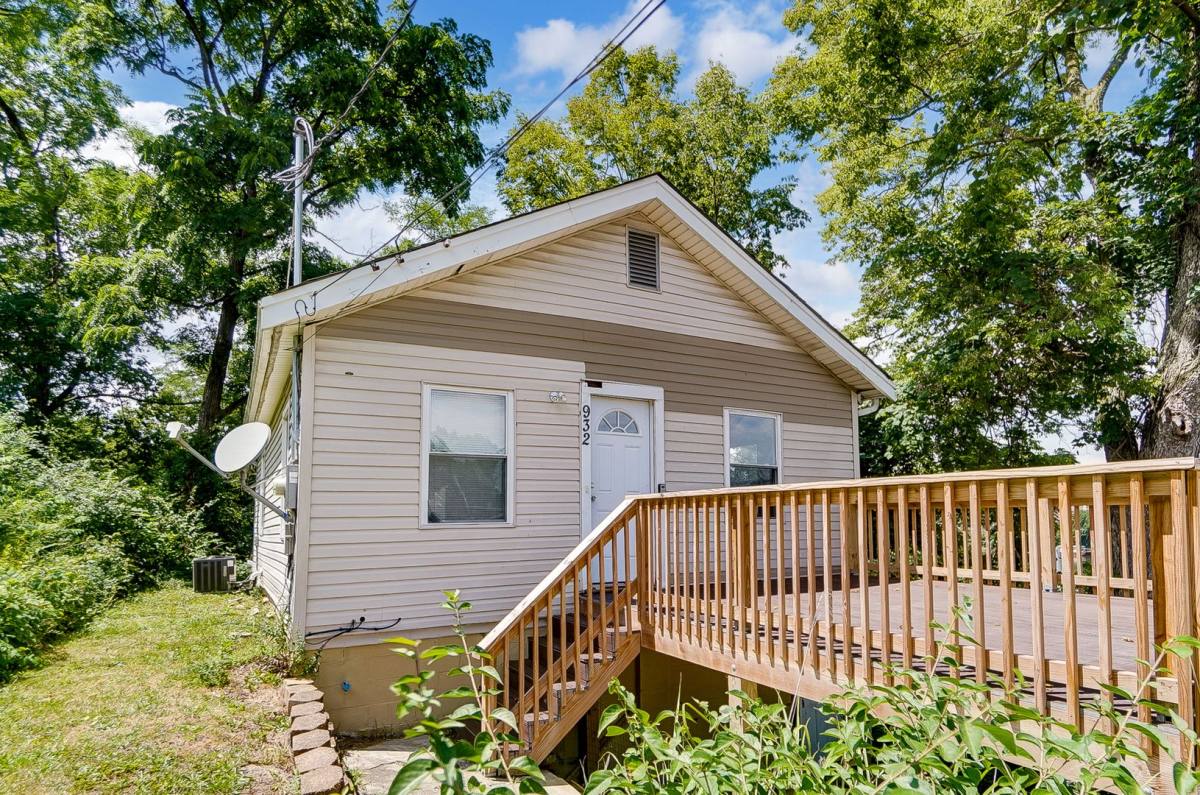 House for rent at 932 Spring St, Covington, KY 41016