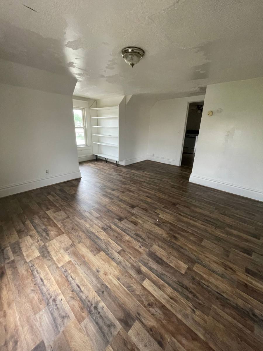 Apartment for rent at 1330 E Washington St, New Castle, PA 16101