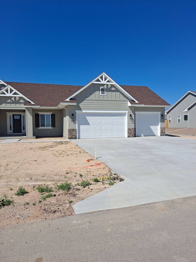 House for rent at 858 E Synder Dr, Pueblo, CO 81007