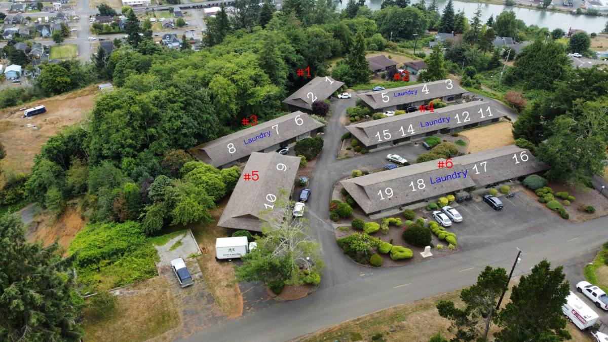 Apartment for rent at 400 Beacon Hill Dr, Hoquiam, WA 98550