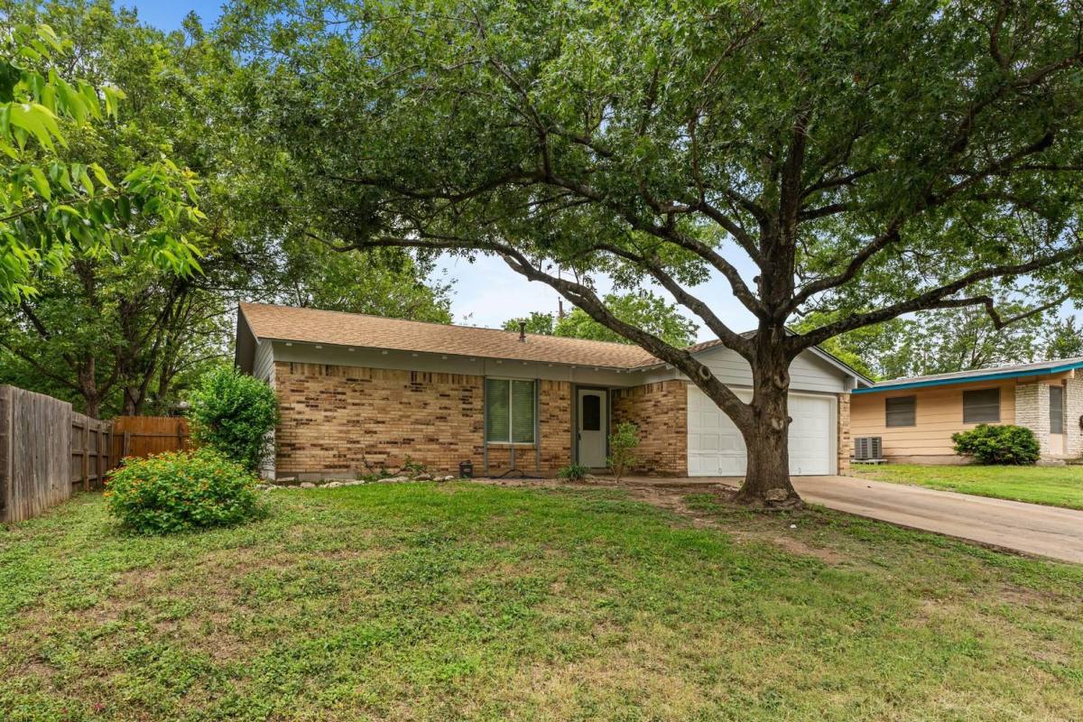 House for rent at 8408 Staunton Dr, Austin, TX 78758
