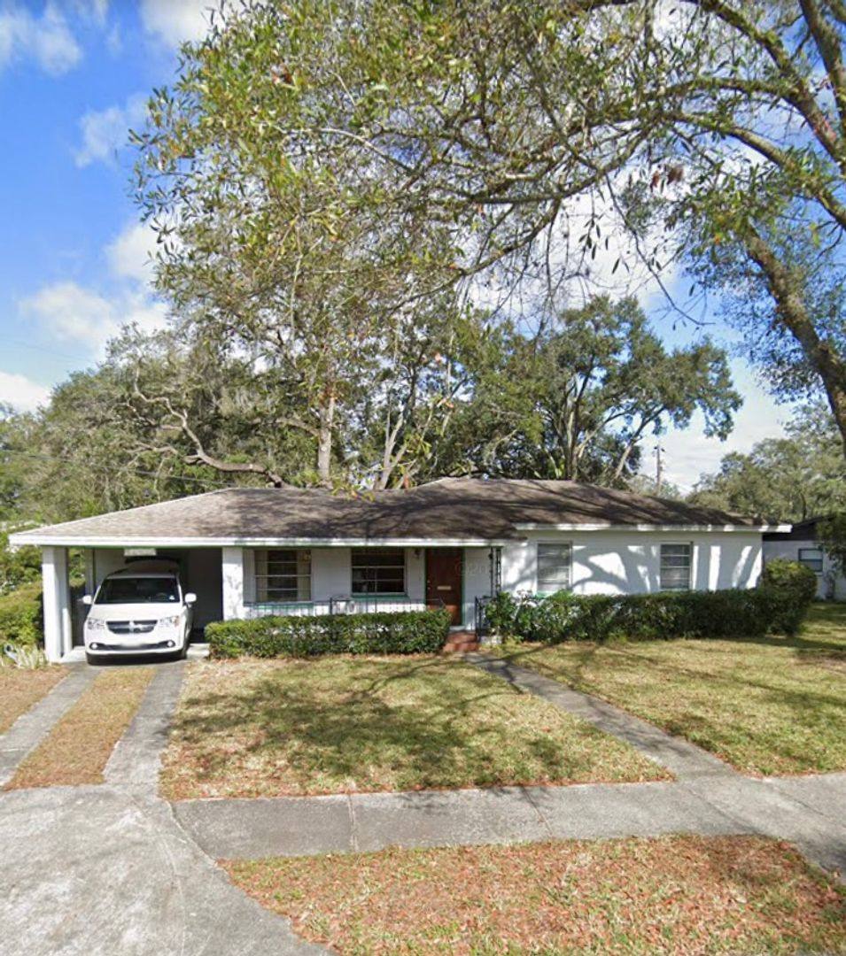 House for rent at 625 Hinton Crescent, Lakeland, FL 33803