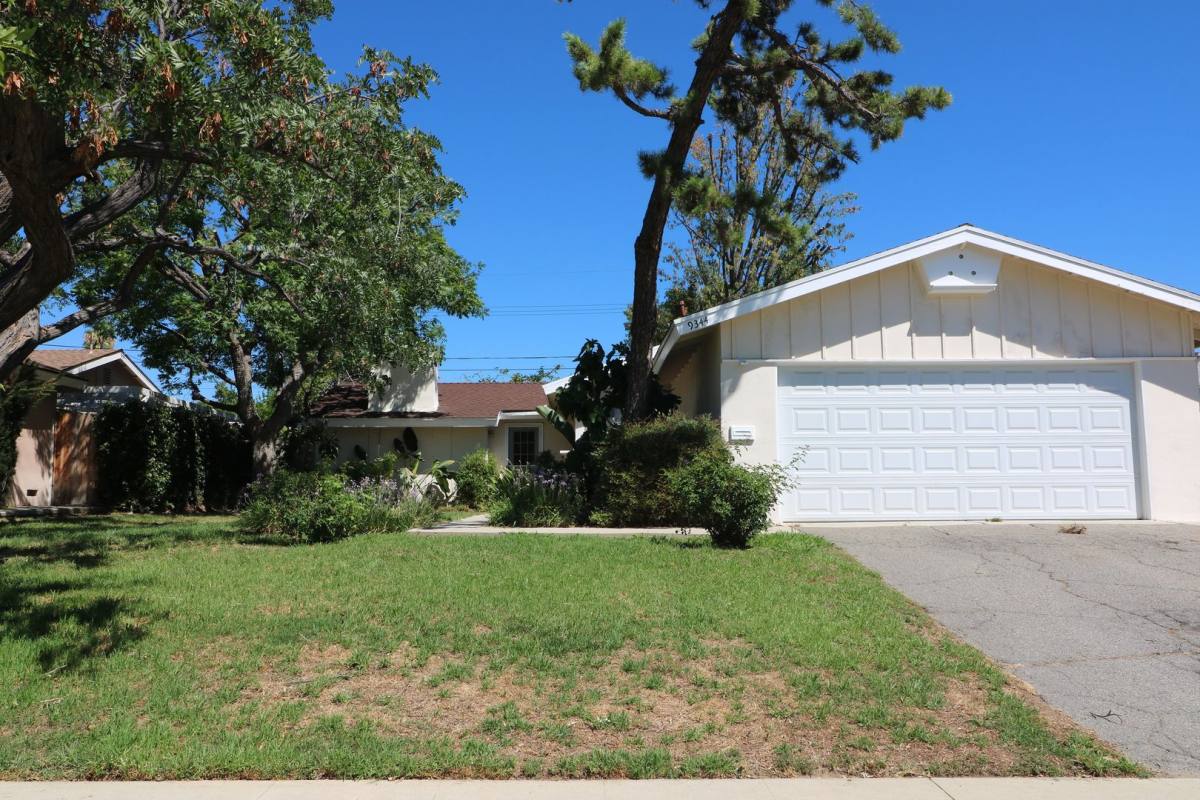 House for rent at 9344 Geyser Ave, Northridge, CA 91324