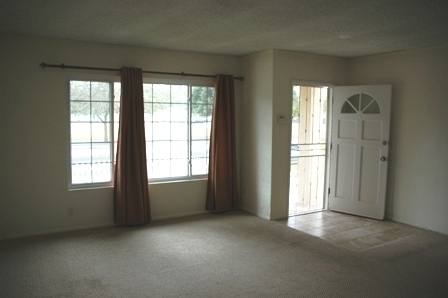 House for rent at 17947 Emelita St, Encino, CA 91316