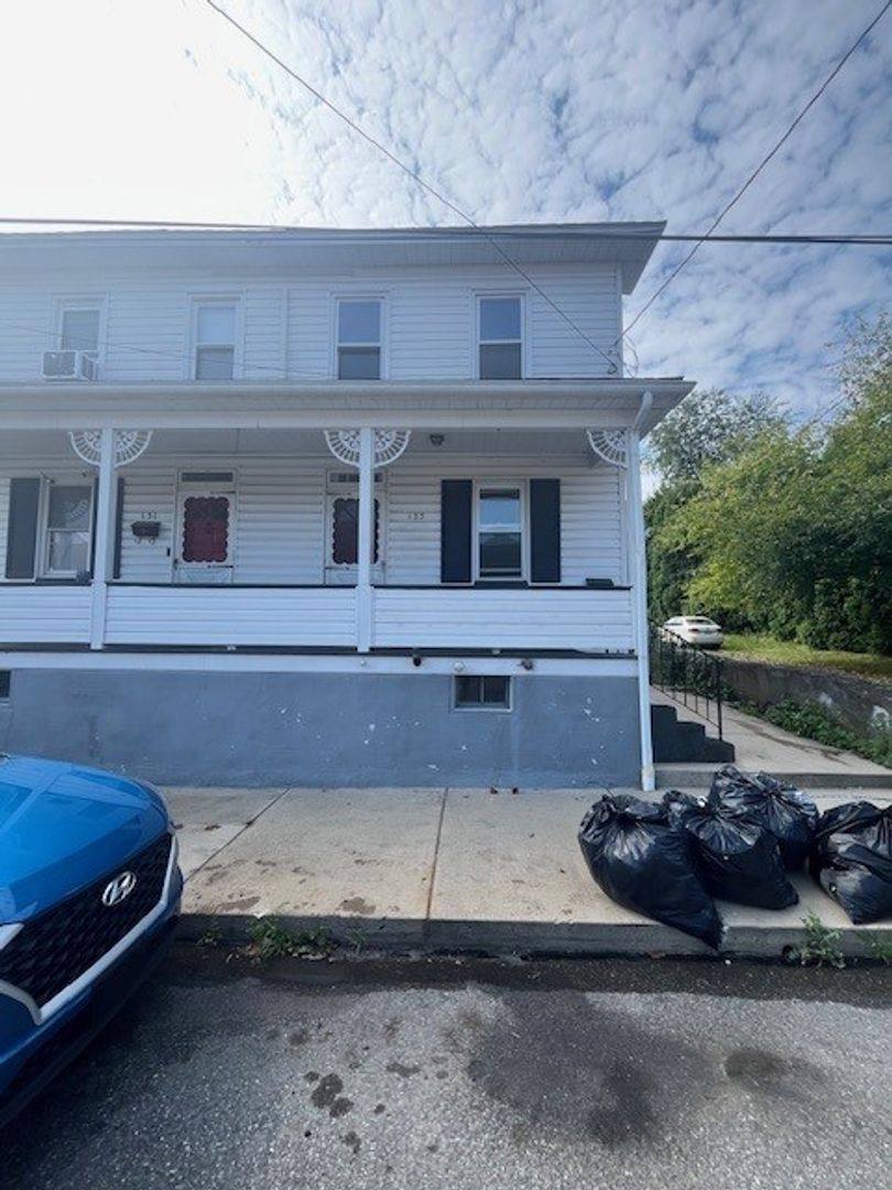 House for rent at 133 W Mill St, Nesquehoning, PA 18240