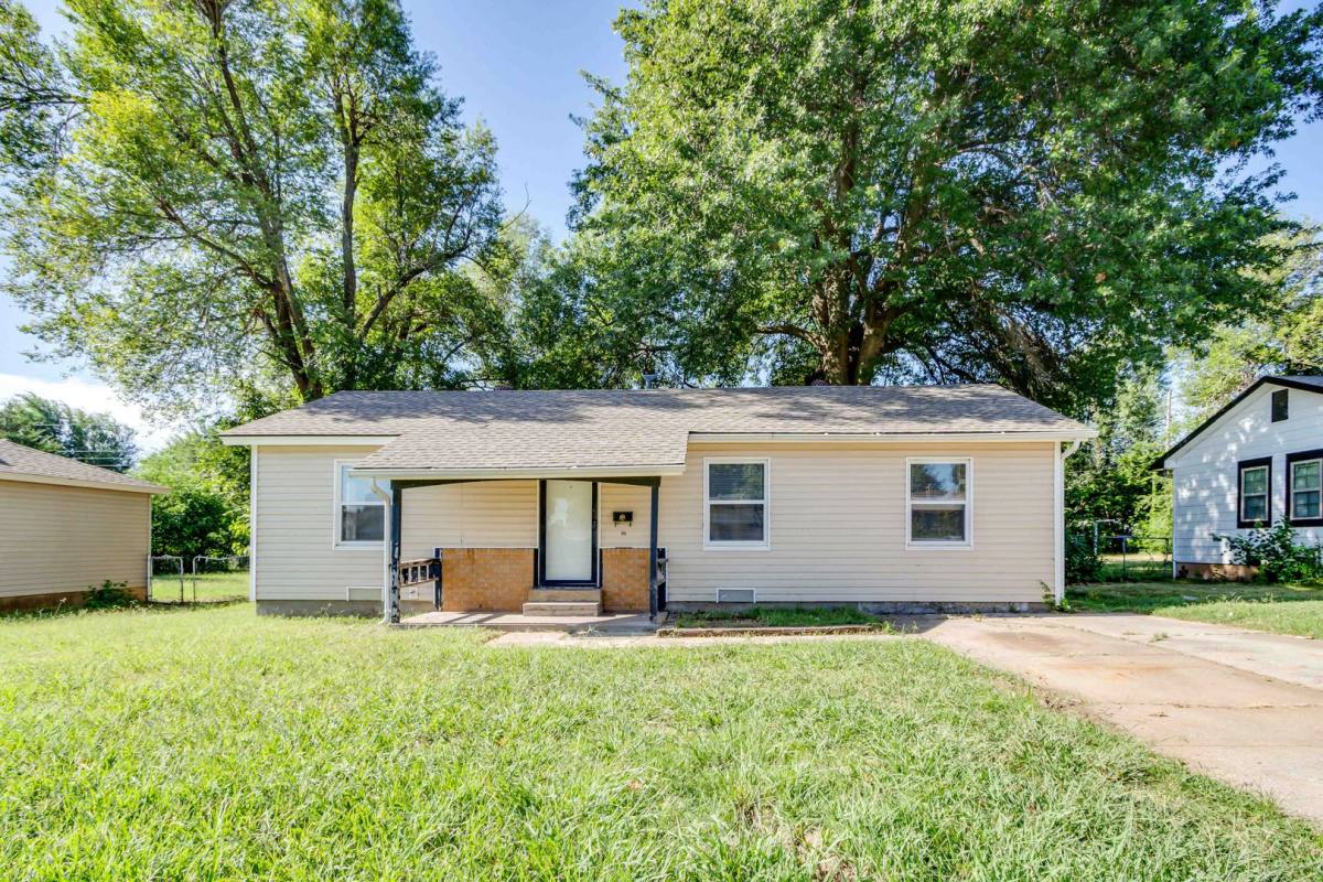 House for rent at 3926 SE 10th St, Oklahoma City, OK 73115