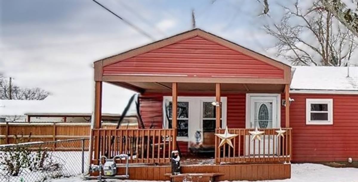 House for rent at 1515 Berry Ave, Dayton, OH 45431