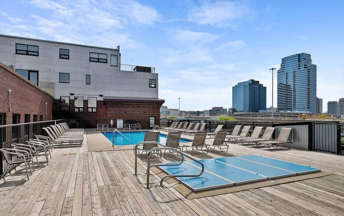 Apartment for rent at 600 Broadway Ave NW, Grand Rapids, MI 49504