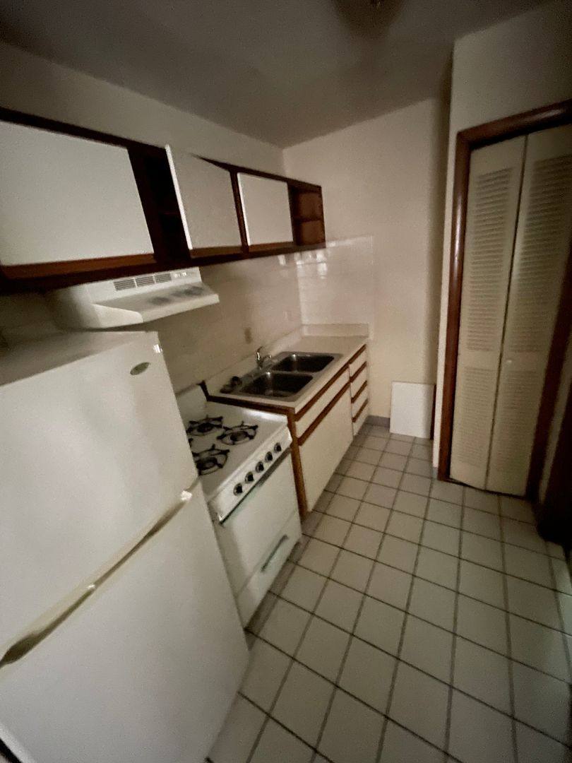 Apartment for rent at 59 E Norwich Ave, Columbus, OH 43201