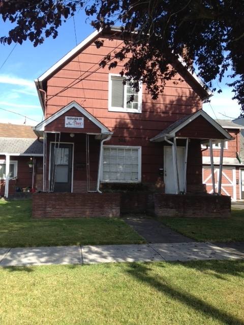 Apartment for rent at 306 S 5th, Kelso, WA 98626