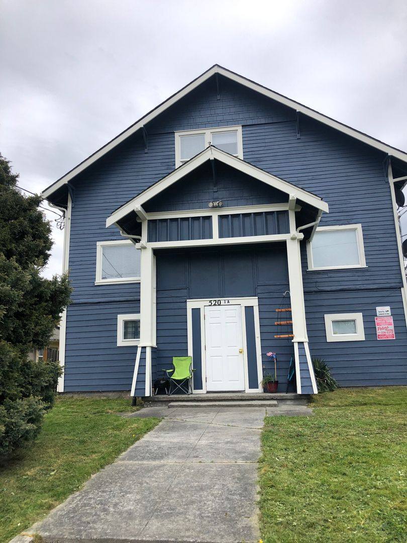 Apartment for rent at 520 N 1st St, Mount Vernon, WA 98273
