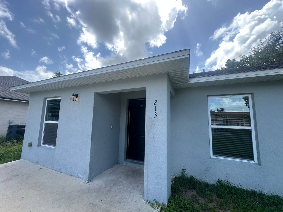 House for rent at 213 Balboa Dr, Kissimmee, FL 34758