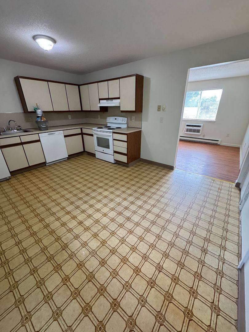 Apartment for rent at 2063 Memorial Dr, Chicopee, MA 01020