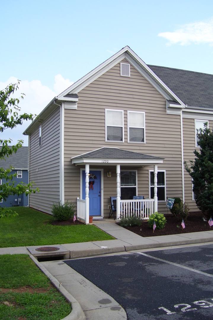Townhouse for rent at 1290 Old Richmond Circle, Harrisonburg, VA 22802