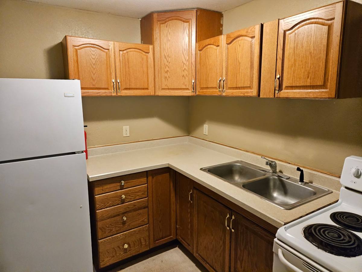Apartment for rent at 605 Main St N, Austin, MN 55912