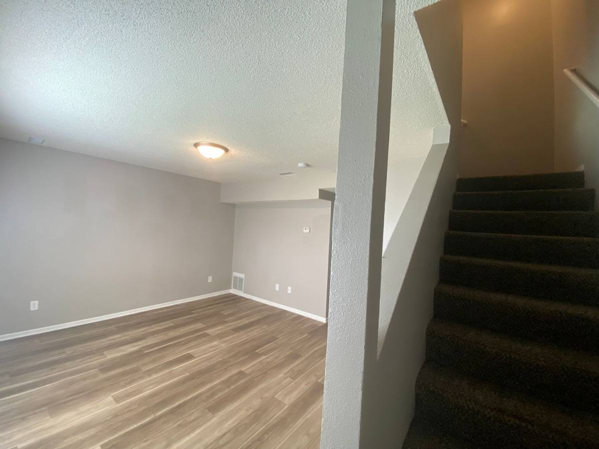Apartment for rent at 3018 SE 17th St, Des Moines, IA 50320