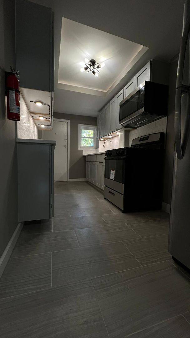 Apartment for rent at 1003 Park Ave, Plainfield, NJ 07060