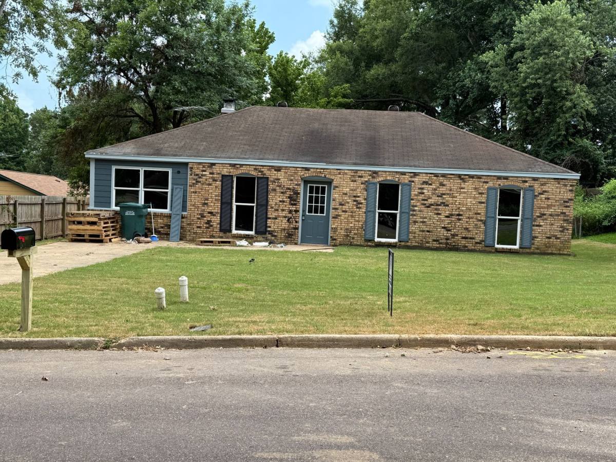 House for rent at 901 Hackberry Dr, Southaven, MS 38671