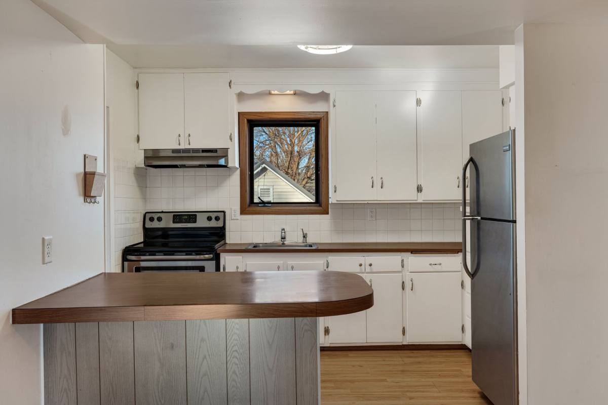 House for rent at 526 8th Ave S, Onalaska, WI 54650
