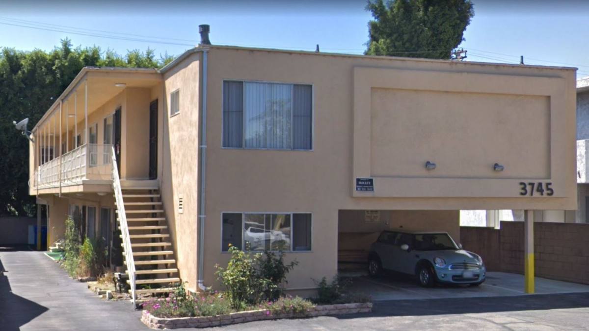 Apartment for rent at 3745 Delmas Terrace, Los Angeles, CA 90034