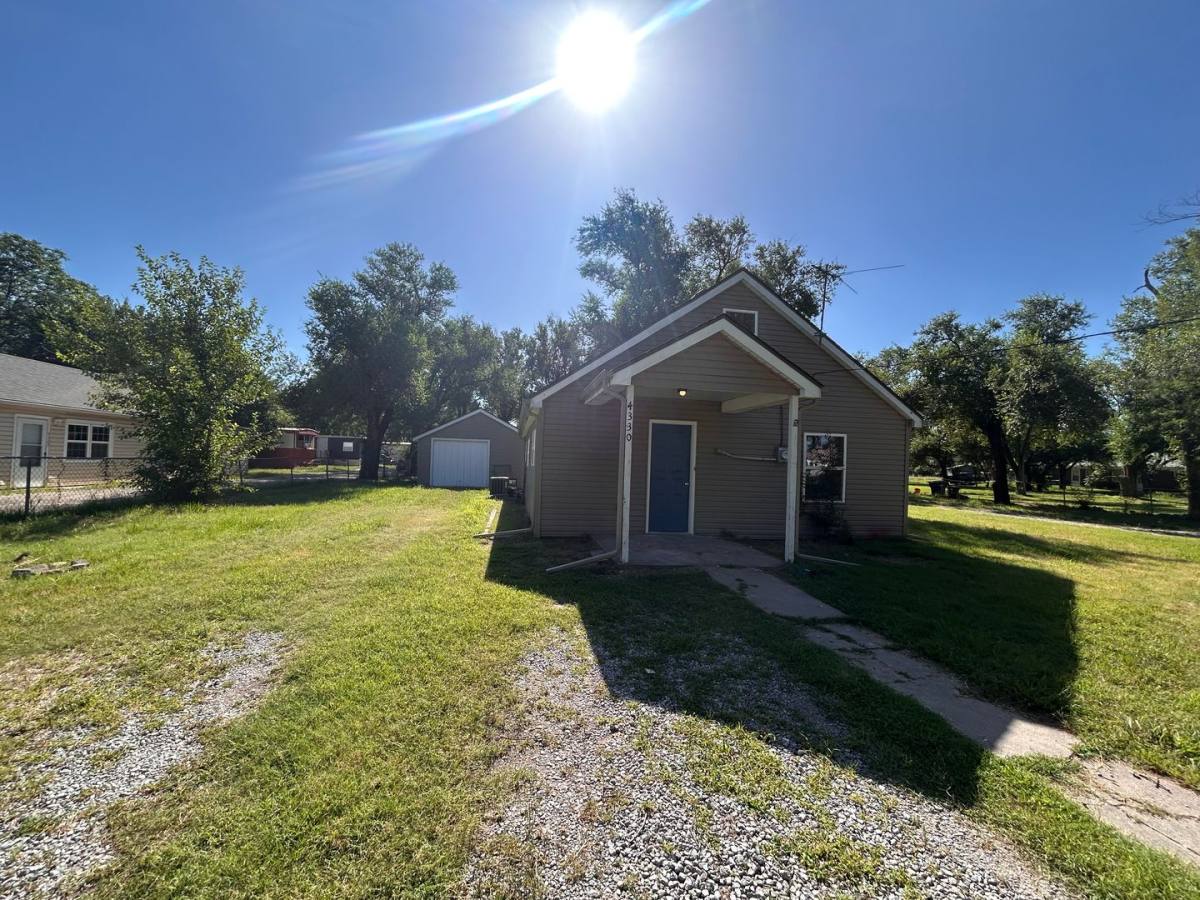 House for rent at 4330 S Seneca, Wichita, KS 67217