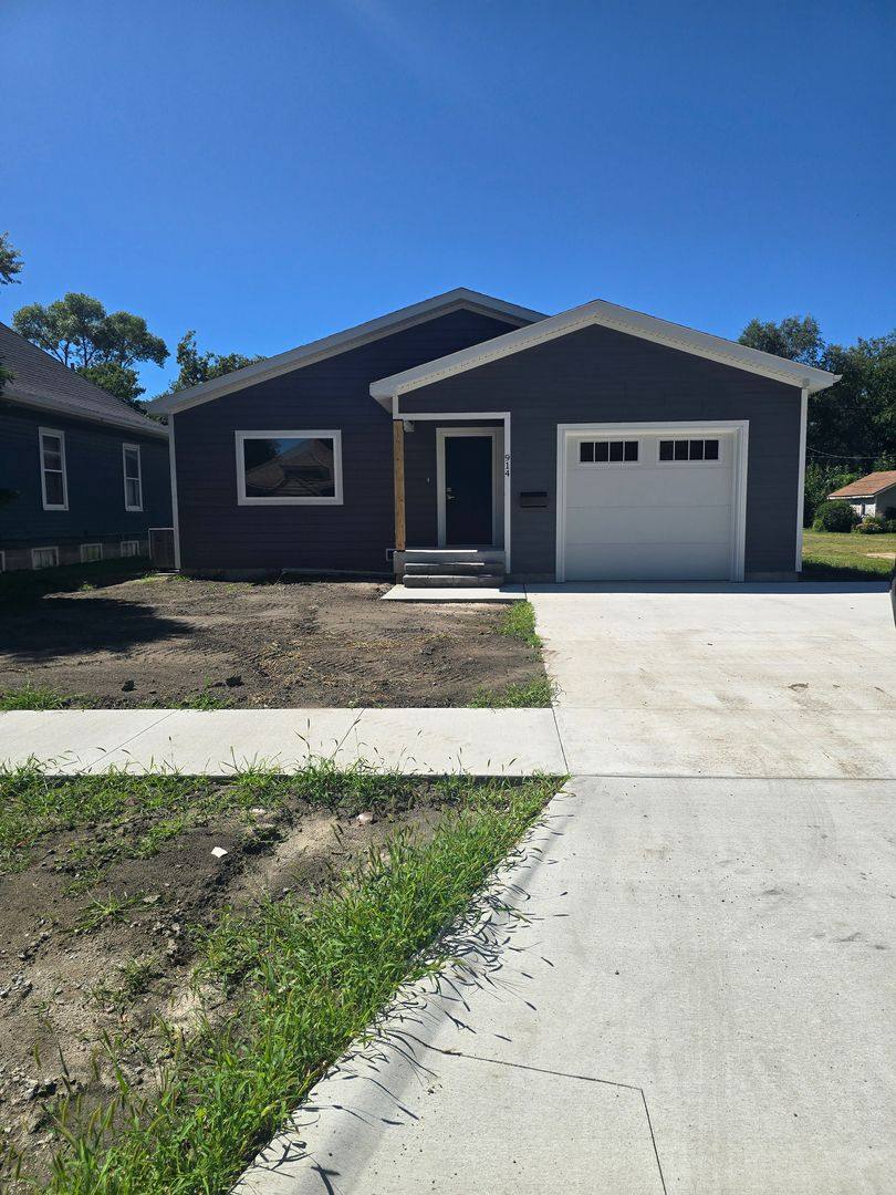 House for rent at 914 S 3rd, Norfolk, NE 68701