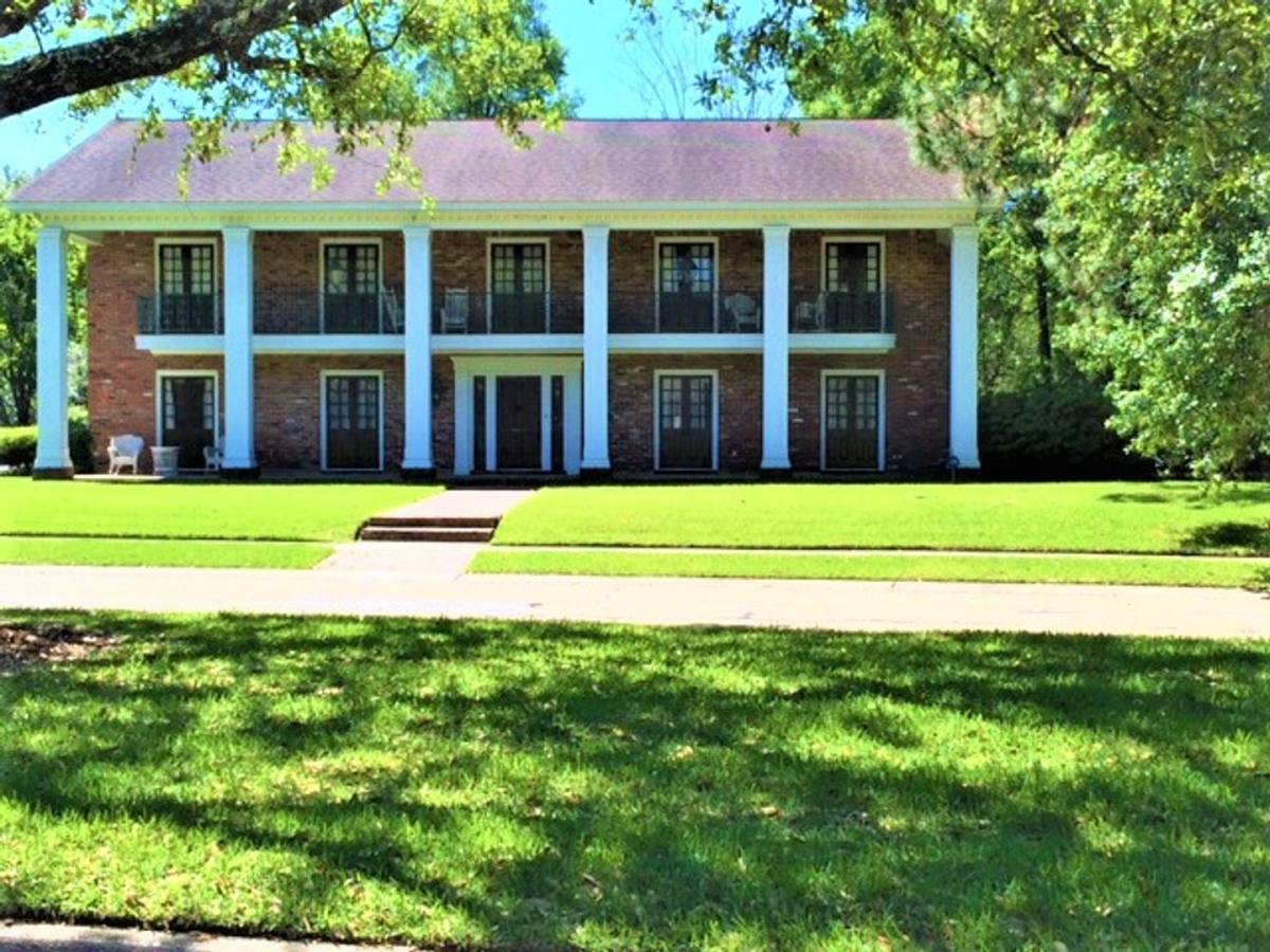 House for rent at 7656 Rienzi Blvd, Baton Rouge, LA 70809