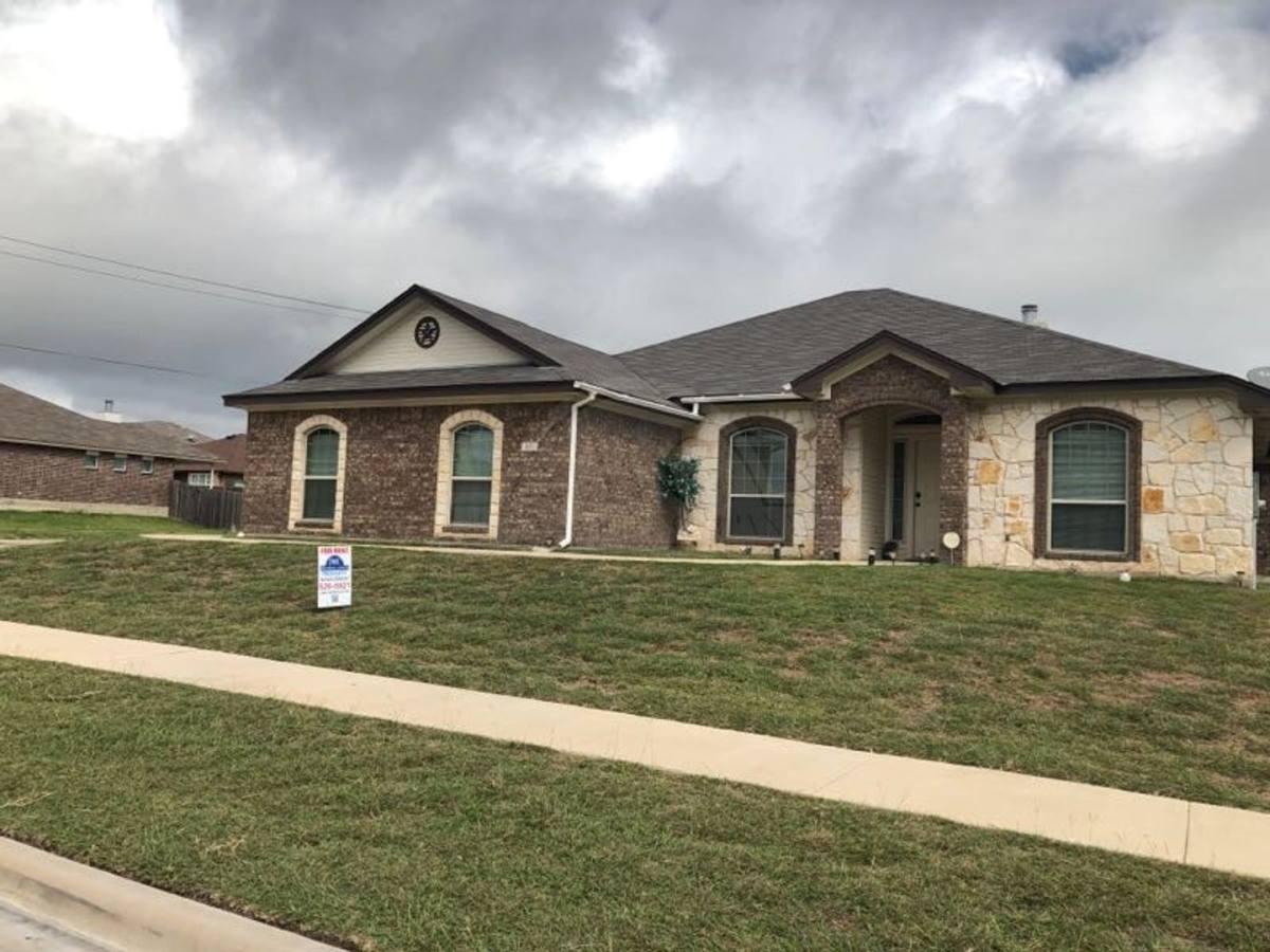 House for rent at 301 E Vega Lane, Killeen, TX 76542