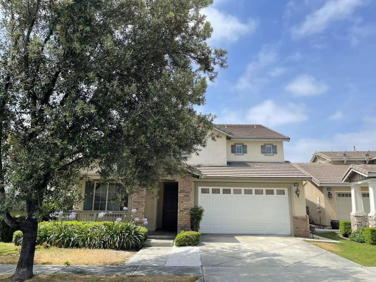 House for rent at 12761 Wild Horse Way, Rancho Cucamonga, CA 91739